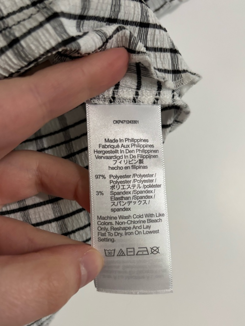 Madewell Windowpane Plaid Crinkle Polo Crop Tee - Picture 8 of 9